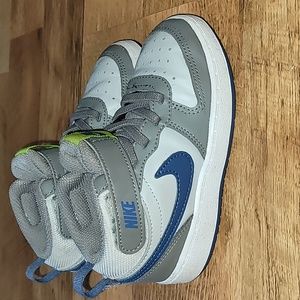 Nike Toddler Court Borough Mid 2 Sneakers